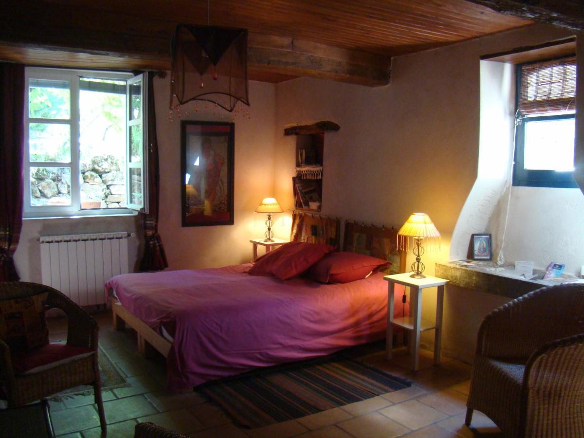 Mas Des Nabieres Bed & Breakfast Saint-Martial  Exterior photo